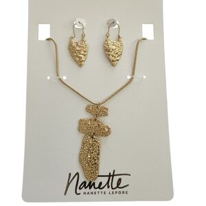 NANNETTE LEPORE GOLD TONE TEXTURED NECKLACE & EARRING SET NWT